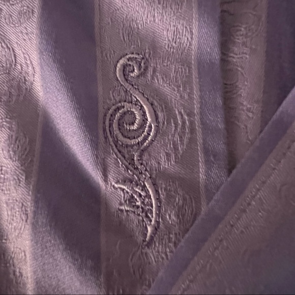 Robert Graham Lavender Pinstriped Dress Shirt - Picture 8 of 8